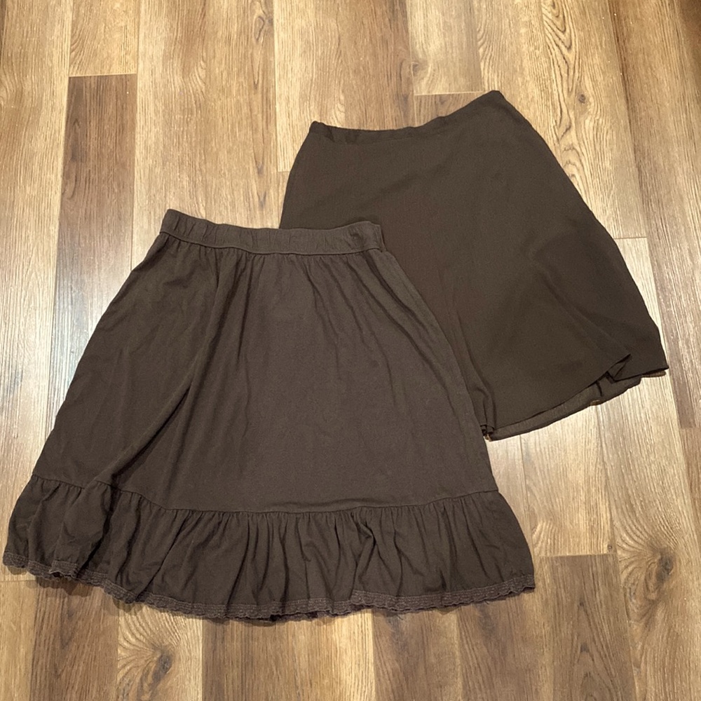Bundle of Two Brown Vintage Midi-Skirts